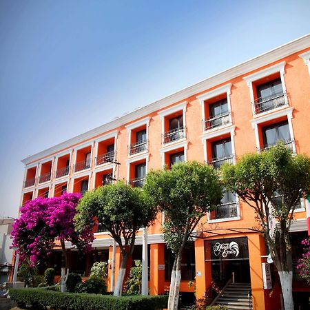 Hotel Emily Pachuca Exterior foto