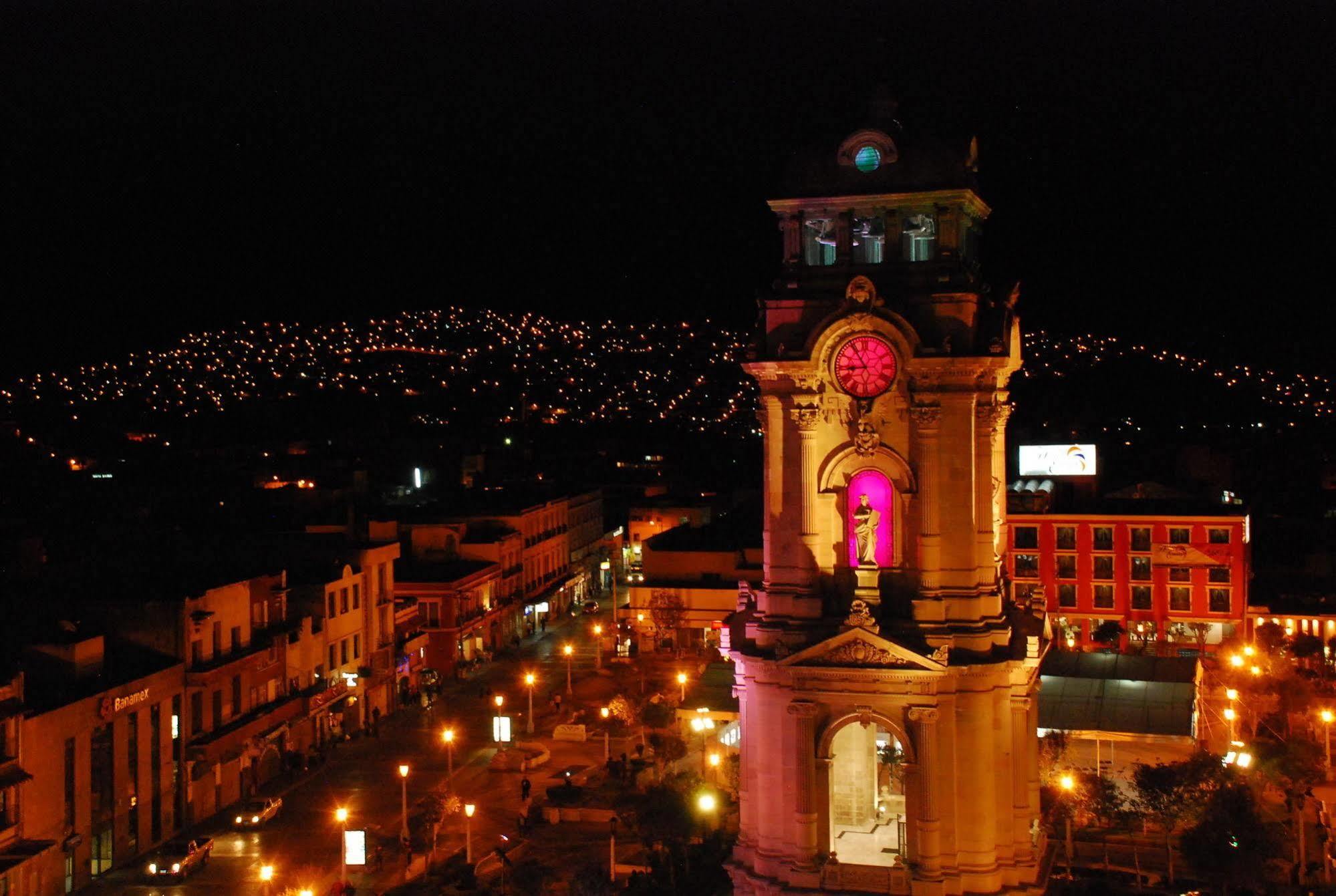 Hotel Emily Pachuca Exterior foto